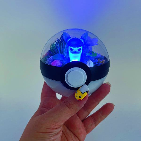 LIGHT UP Glaceon Pokeball Terrarium