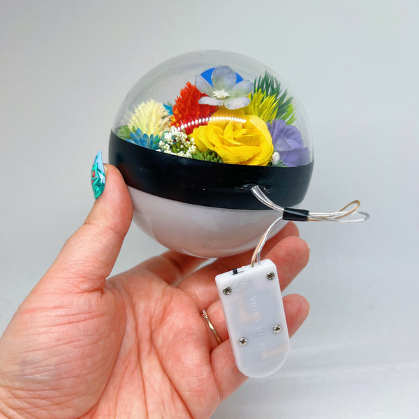 LIGHT UP Piplup Pokeball Terrarium