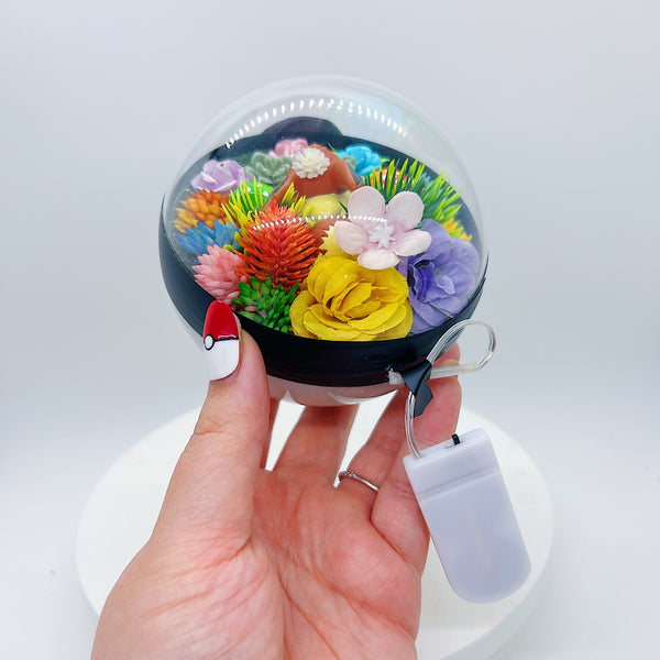 LIGHT UP Eevee Pokeball Terrarium