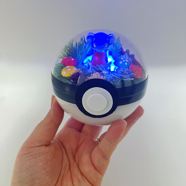 LIGHT UP Gabite Pokeball Terrarium