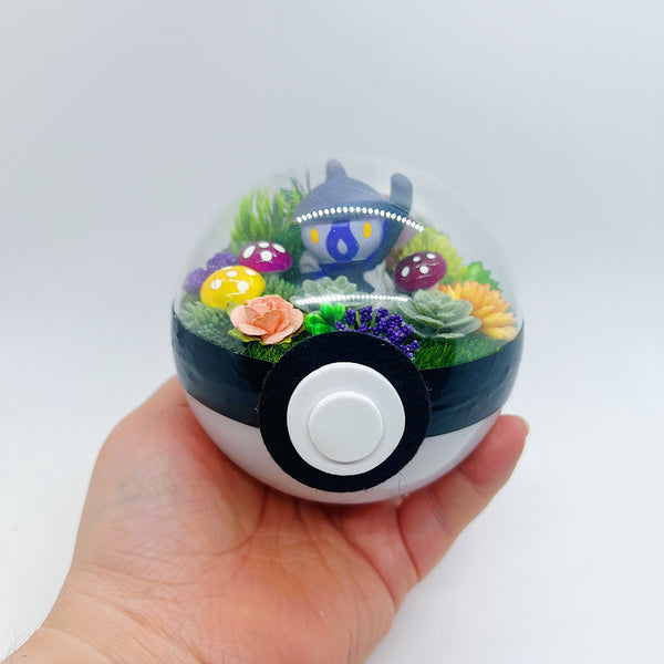LIGHT UP Lampent Pokeball Terrarium