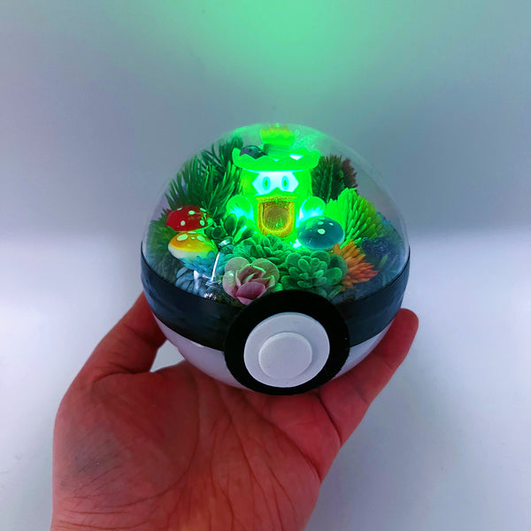 LIGHT UP Ludicolo Pokeball Terrarium