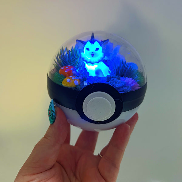LIGHT UP Vaporeon Pokeball Terrarium
