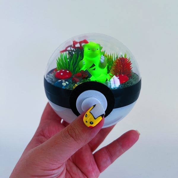 LIGHT UP Tyranitar Pokeball Terrarium