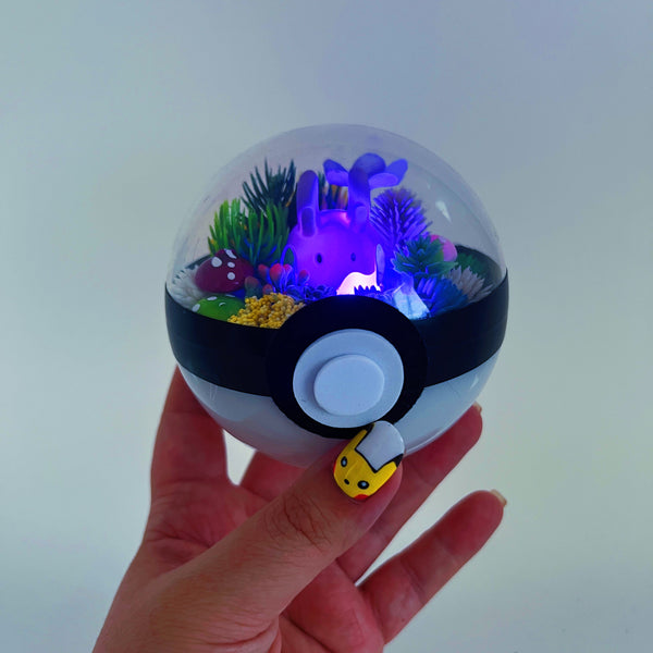 LIGHT UP Goomy Pokeball Terrarium