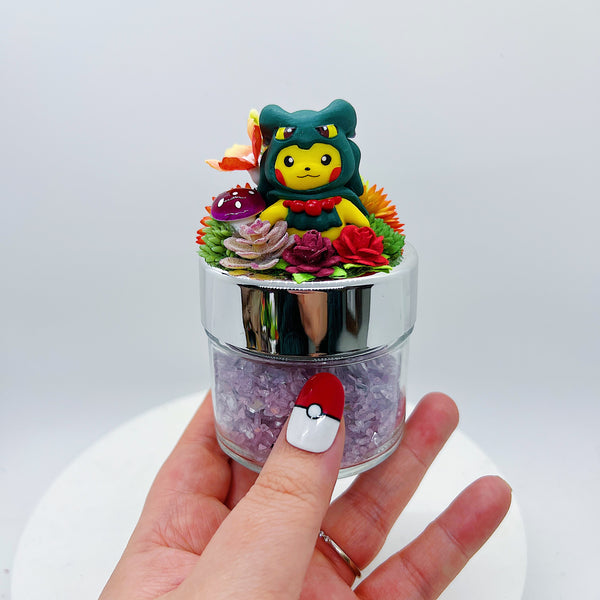 Misdreavus Pikachu Terrarium Jar