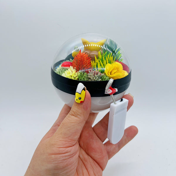 LIGHT UP Alakazam Pokeball Terrarium
