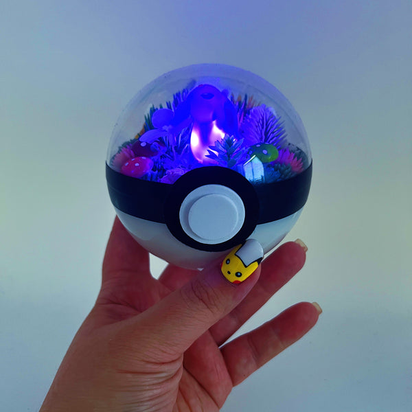 LIGHT UP Espeon Pokeball Terrarium