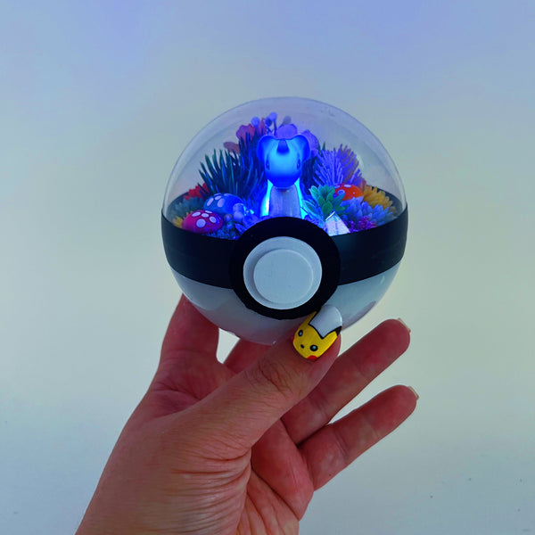 LIGHT UP Lapras Pokeball Terrarium