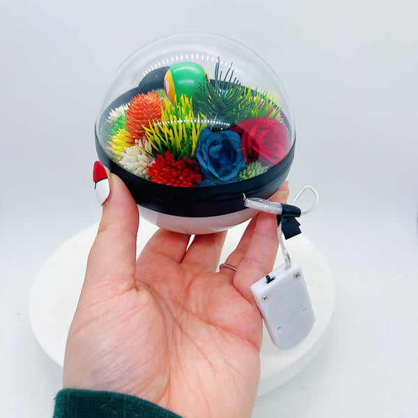 LIGHT UP Snivy Pokeball Terrarium