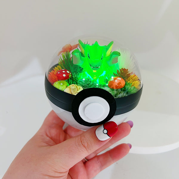 LIGHT UP Scyther Pokeball