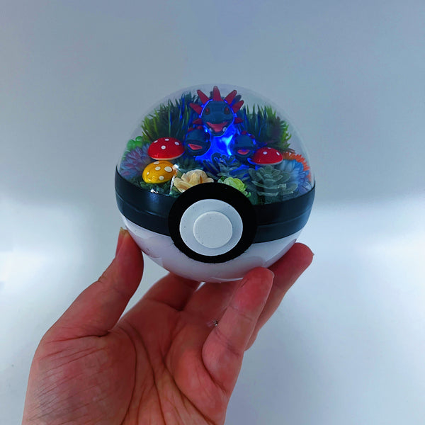 LIGHT UP Hydreigon Pokeball Terrarium