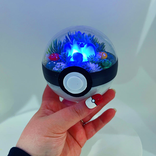 LIGHT UP Articuno Pokeball Terrarium