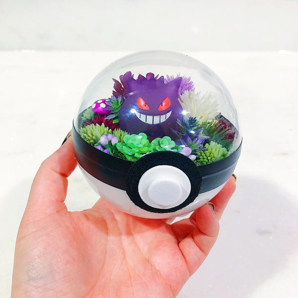LIGHT UP Gengar Pokeball Terrarium