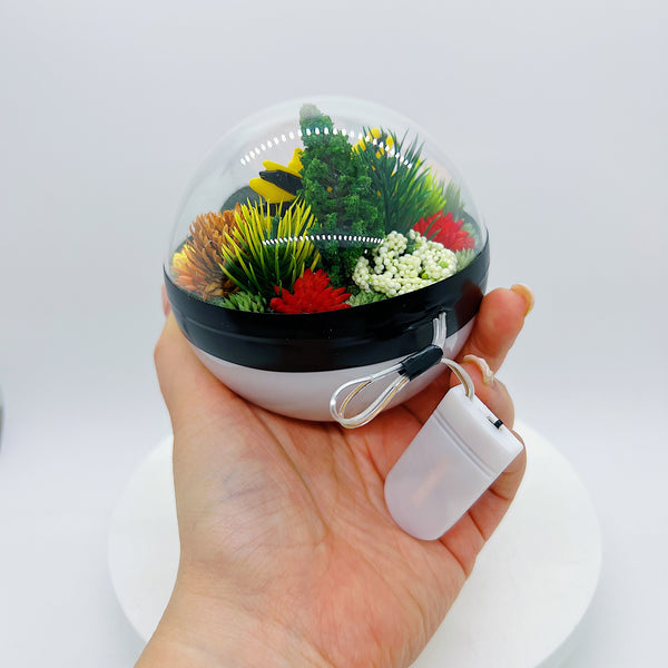 LIGHT UP Zapdos Pokeball Terrarium