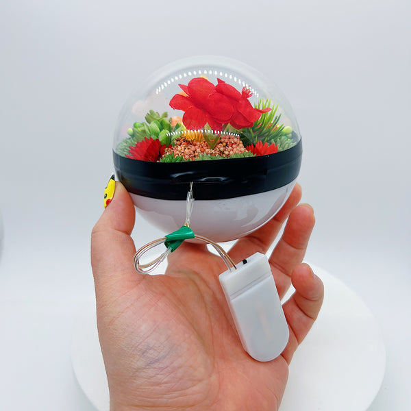 LIGHT UP Growlithe Pokeball Terrarium