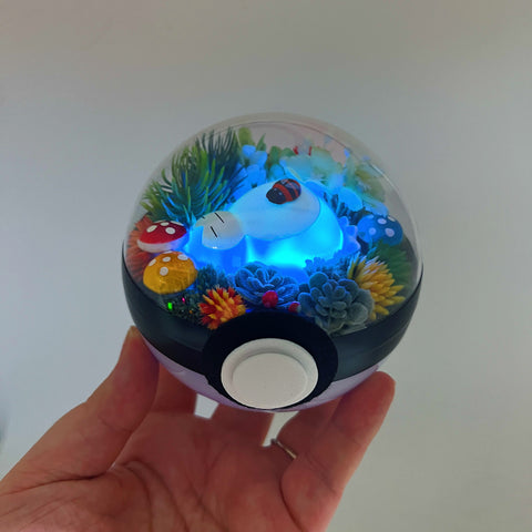 LIGHT UP Snorlax Pokeball Terrarium