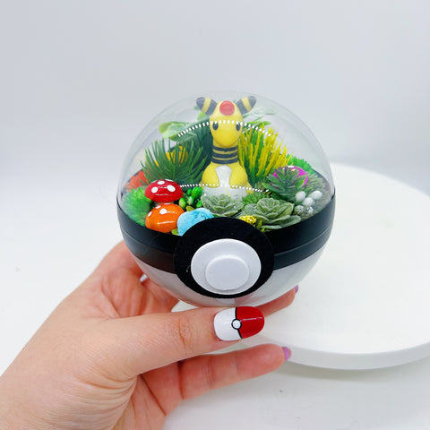 LIGHT UP Ampharos Pokeball