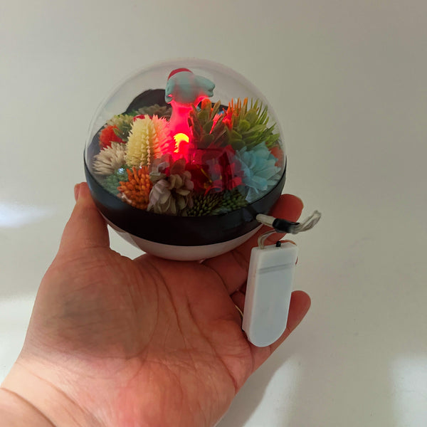 LIGHT UP Latias Pokeball Terrarium