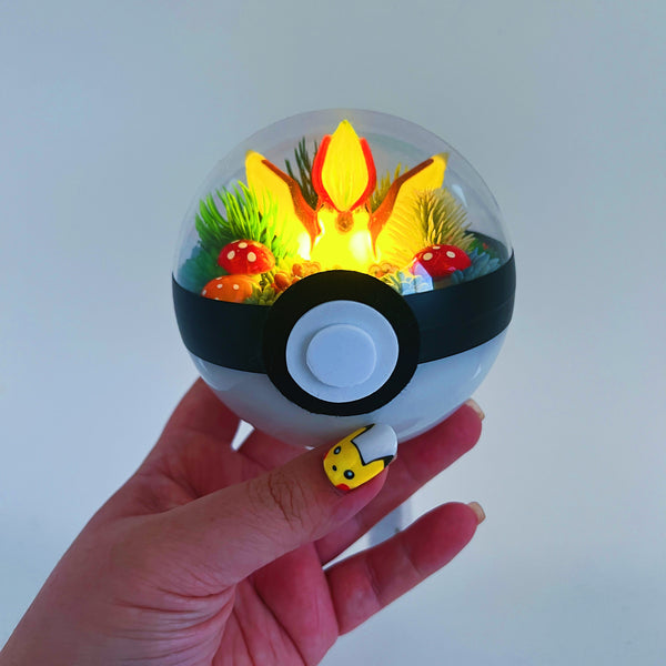 LIGHT UP Pidegot Pokeball Terrarium