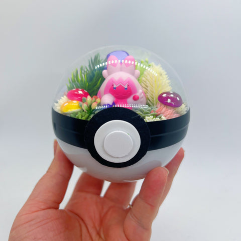 LIGHT UP Tinkaton Pokeball Terrarium