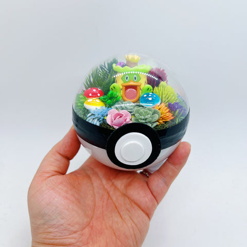 LIGHT UP Ludicolo Pokeball Terrarium