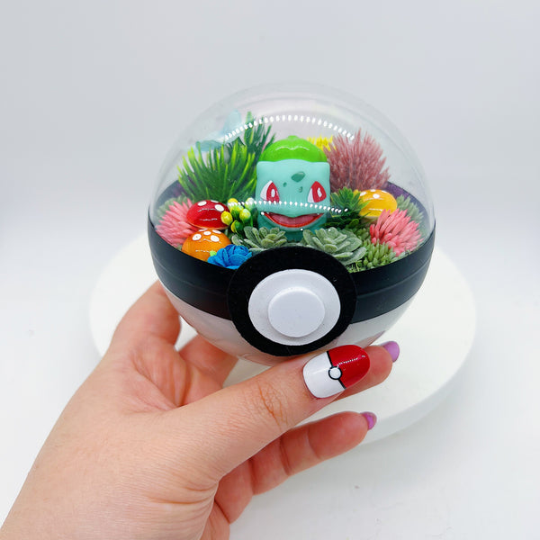 LIGHT UP Bulbasaur Pokeball