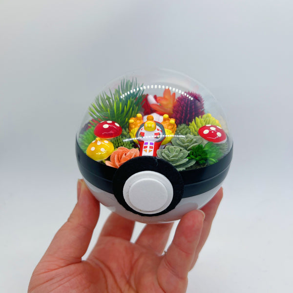 LIGHT UP Skeledirge Pokeball Terrarium
