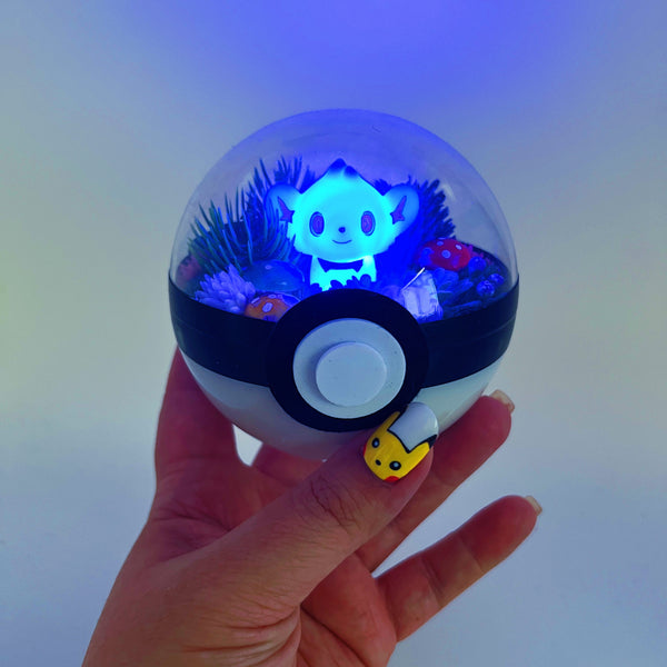 LIGHT UP Shinx Pokeball Terrarium