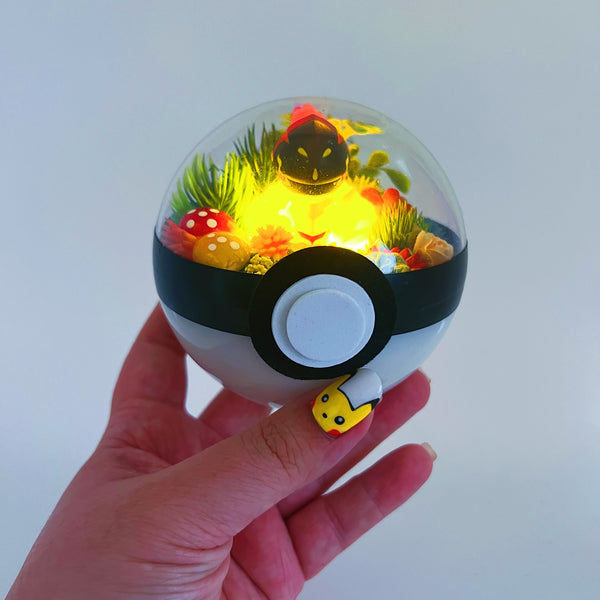 LIGHT UP Armarouge Pokeball Terrarium