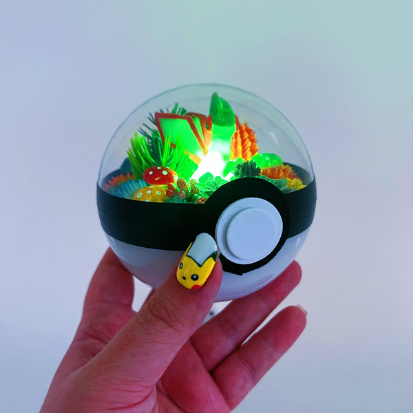 LIGHT UP Flygon Pokeball Terrarium