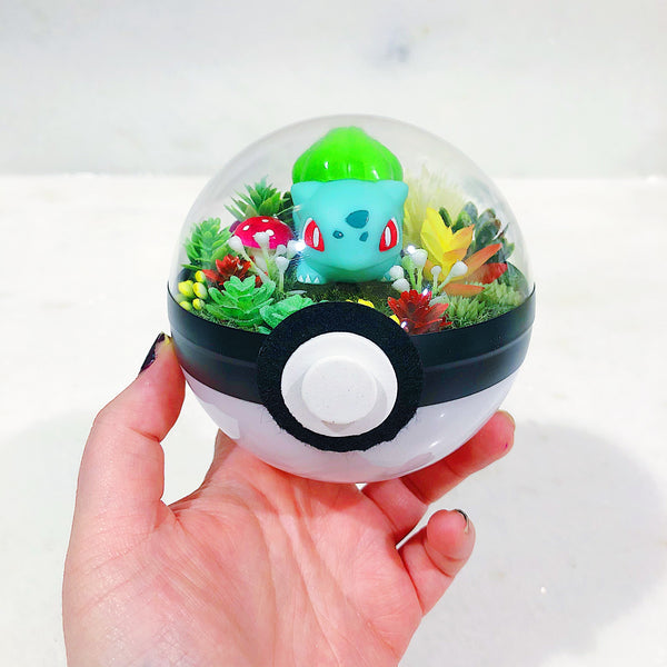 Bulbasaur Light-Up Pokeball Terrarium