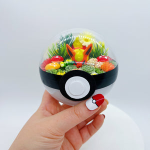 LIGHT UP Flareon Pokeball Terrarium
