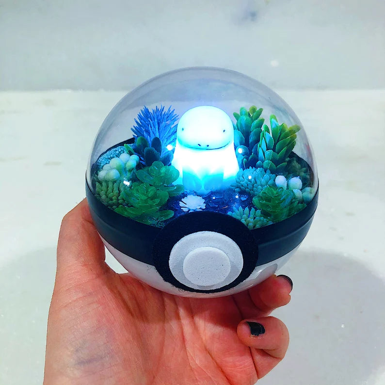 LIGHT UP Quagsire Pokeball Terrarium